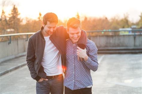 gay dating sites in hull