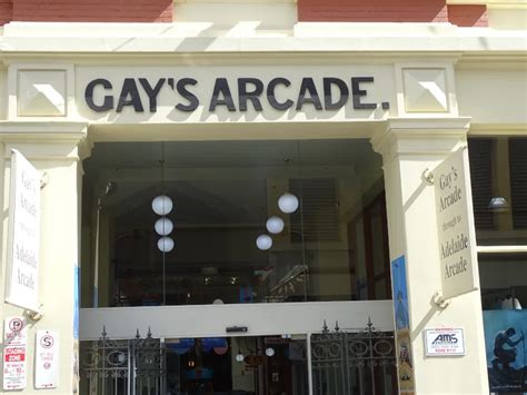 gays arcade