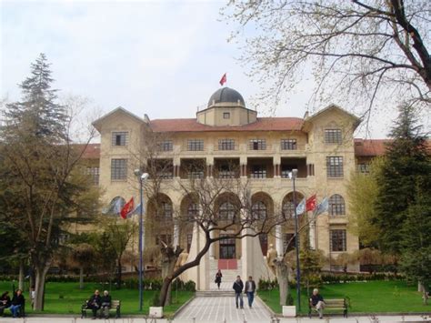 gazi üniversitesi kuruluş tarihis