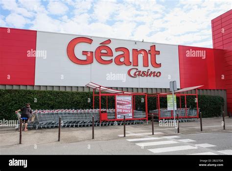 geant casino arles