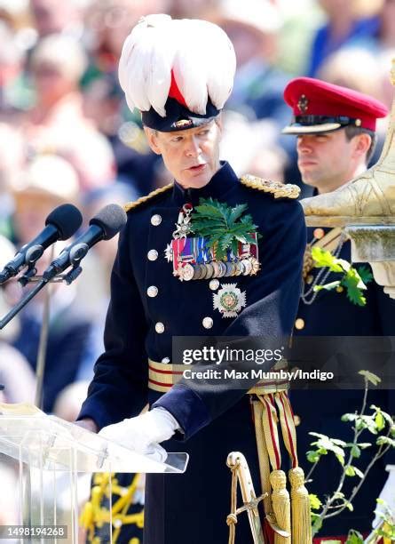 general adrian bradshaw biography examples