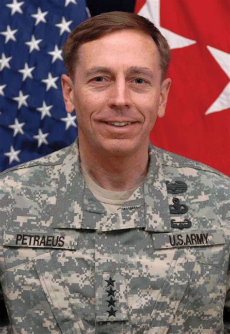general petreus biography
