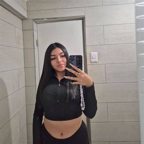 genesis hidalgo nude