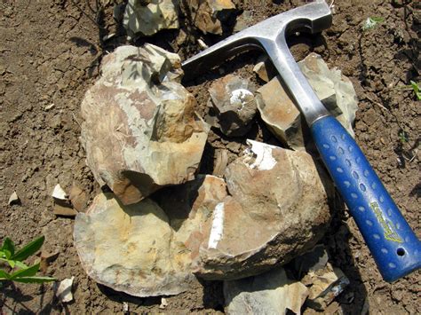 Geologist Researches How Rocks Might Be Used To Science Of Rocks - Science Of Rocks