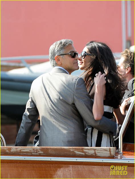 George Clooney And Amal Alamuddin Kiss