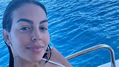 georgina nudes