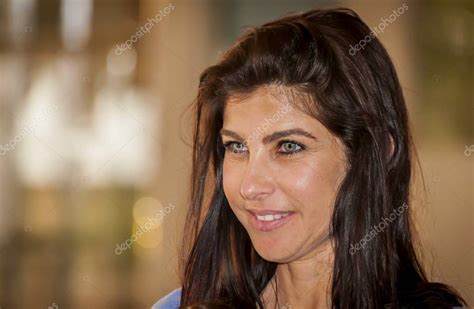 geula even biography examples