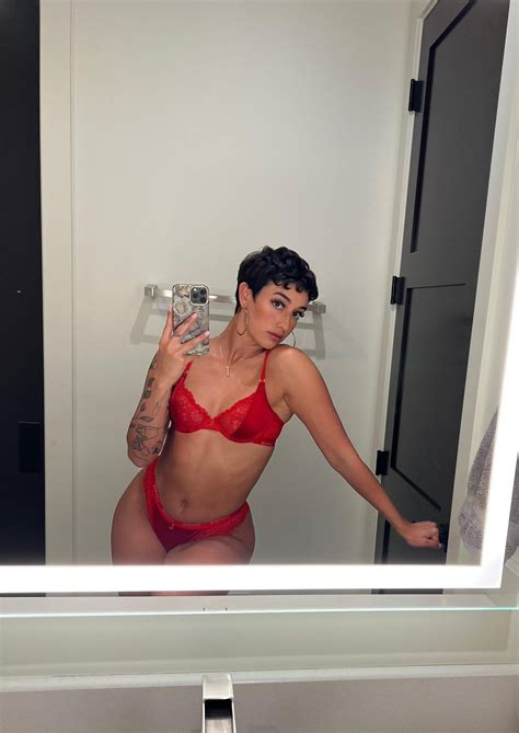 giannaevelyn OnlyFans leaked content