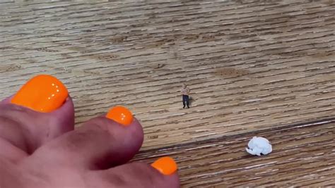Giantess Muse