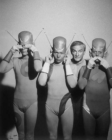 gil rogers actor lost in space