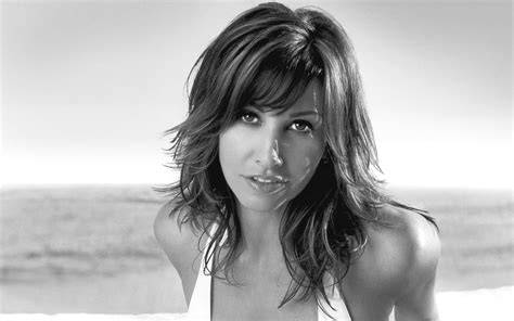 gina gershon boosty