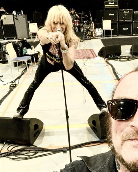 Ginger Wildheart Twitter