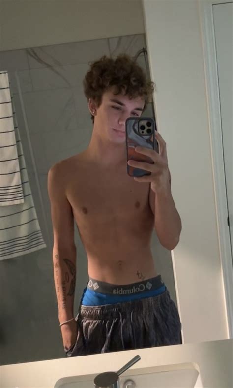 gio cascaes nudes