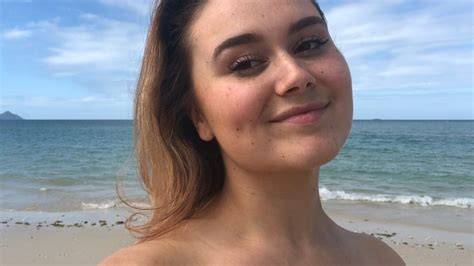 girlfriend at nude beach