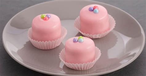 glaces petits fours glaca c s chocolats et confis