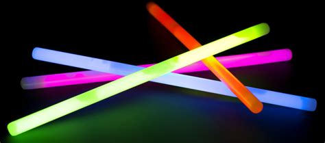 Glow Stick Experiment With Chemiluminescence Science Glow Stick Science Experiment - Glow Stick Science Experiment