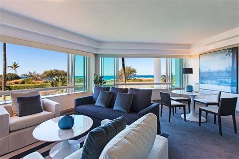 gold coast x executive suite uywh