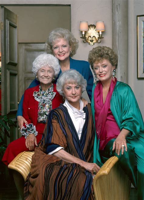 golden girls episode with the actor that dates them all