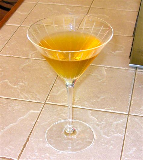golden slipper cocktail