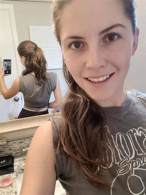 good nude selfie