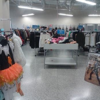 goodwill willowbrook illinois