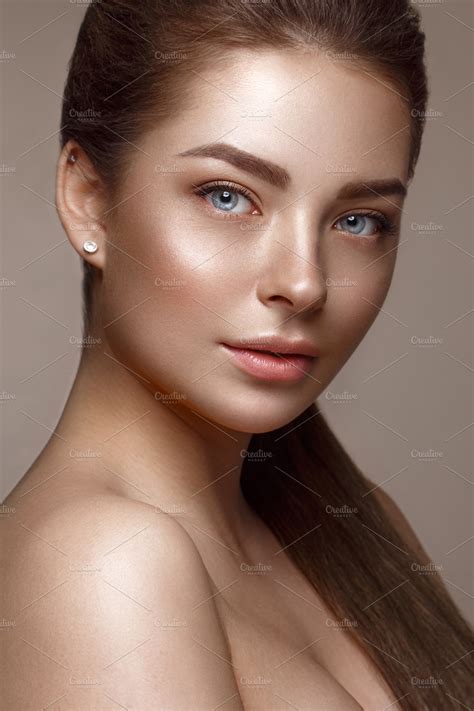 gorgeous nude models