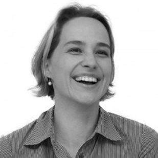 gosia piotrowska biography examples