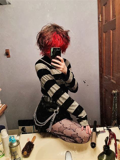 goth femboy nude