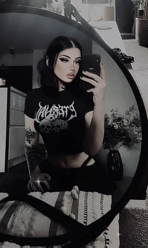 goth nude selfie