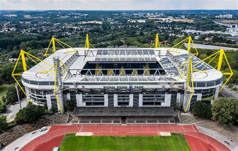 grösste fussballstadion in deutschland
