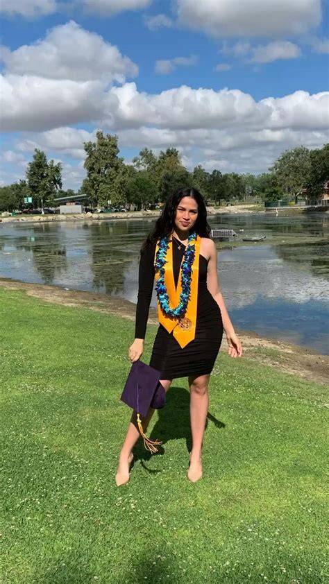 graduation nude