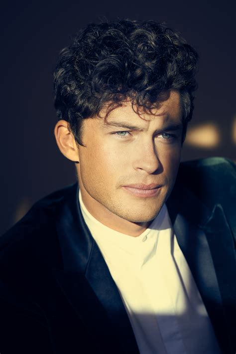 graham phillips nude