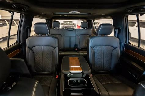 Unparalleled Comfort: Experience the Grand Wagoneer's Captain's Chairs