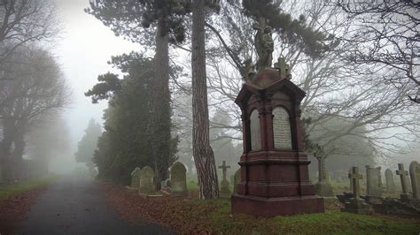 Graveyard Walk Passage
