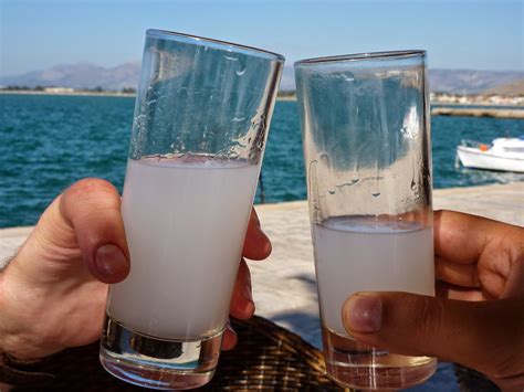 greek drinking culture
