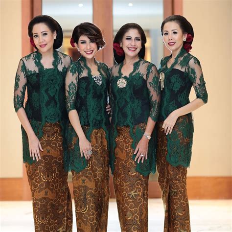 Grosir Seragam Resepsi Pernikahan Batik  Pesan Seragam Batik Indonesia Thebatik Co Id - Grosir Seragam Resepsi Pernikahan Batik