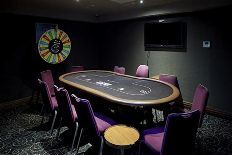 grosvenor casino poker room