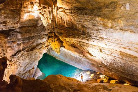 Grotte De Limousis
