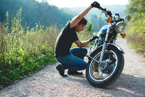 Read Guide To Riding A Motorcycle 