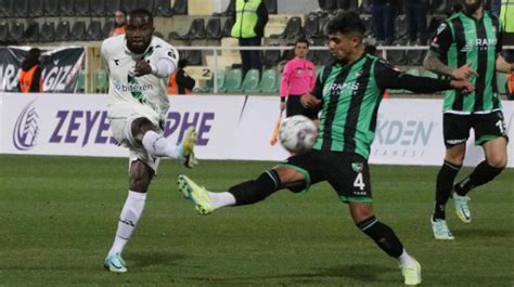 haftasında Sakaryaspor deplasmanda Denizlispor 'u Kasongo'nun penaltıdan attığı golle 1-0 yenerek haftayı galibiyetle kapattı.