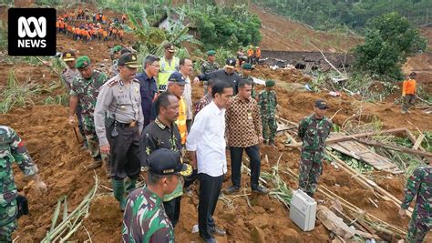 half a dozen dead, seventeen unaccounted for after landslide in Indonesia's Central Java