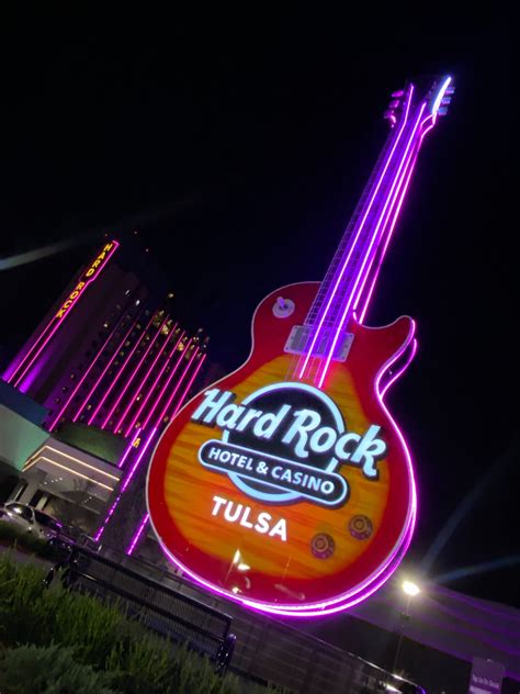 hard rock casino 80s show