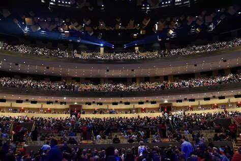 hard rock casino maroon 5