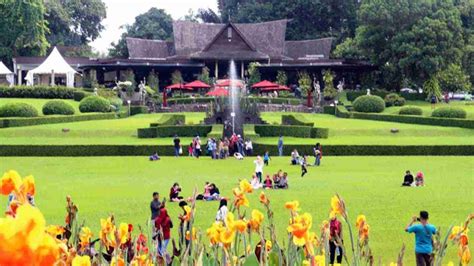 Harga Tiket Masuk Kebun Raya Bogor Tempat Wisata Penginapan Di Sekitar Kebun Raya Bogor - Penginapan Di Sekitar Kebun Raya Bogor