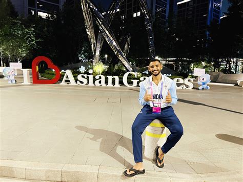 hari prasad biography sample