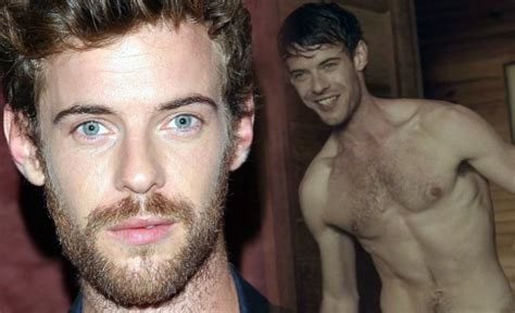 Harry Treadaway Nude