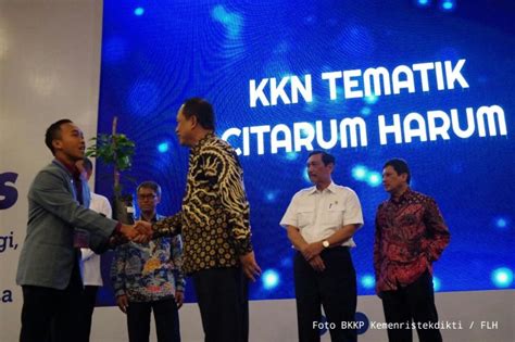 Instagram post by Hans Dickens #5