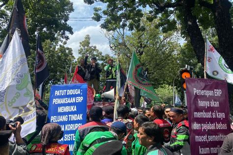 Kabar Ojol Tak Dapat Subsidi Diprotes, Bahlil Beri Klarifikasi: