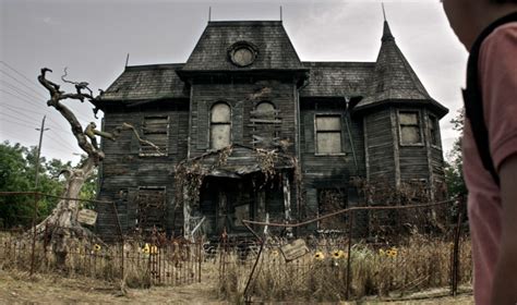 Haunted Architecture   The 38 Most Haunted Places In The World - Haunted Architecture