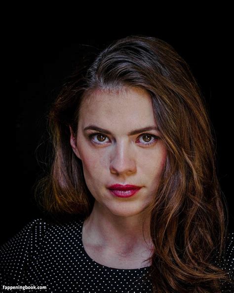 hayley atwell sexiest pics